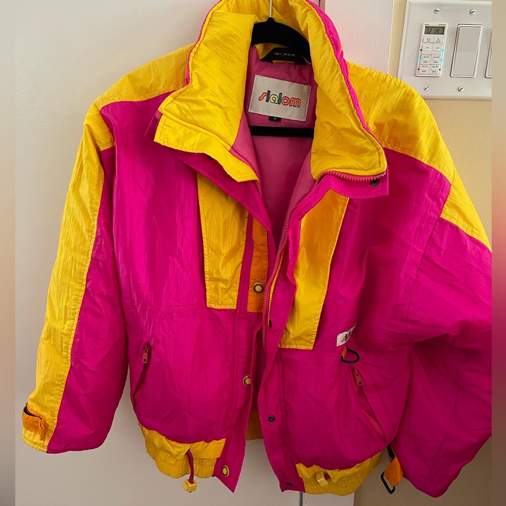 Slalom 80’s Vintage pink and yellow ski puff jacket